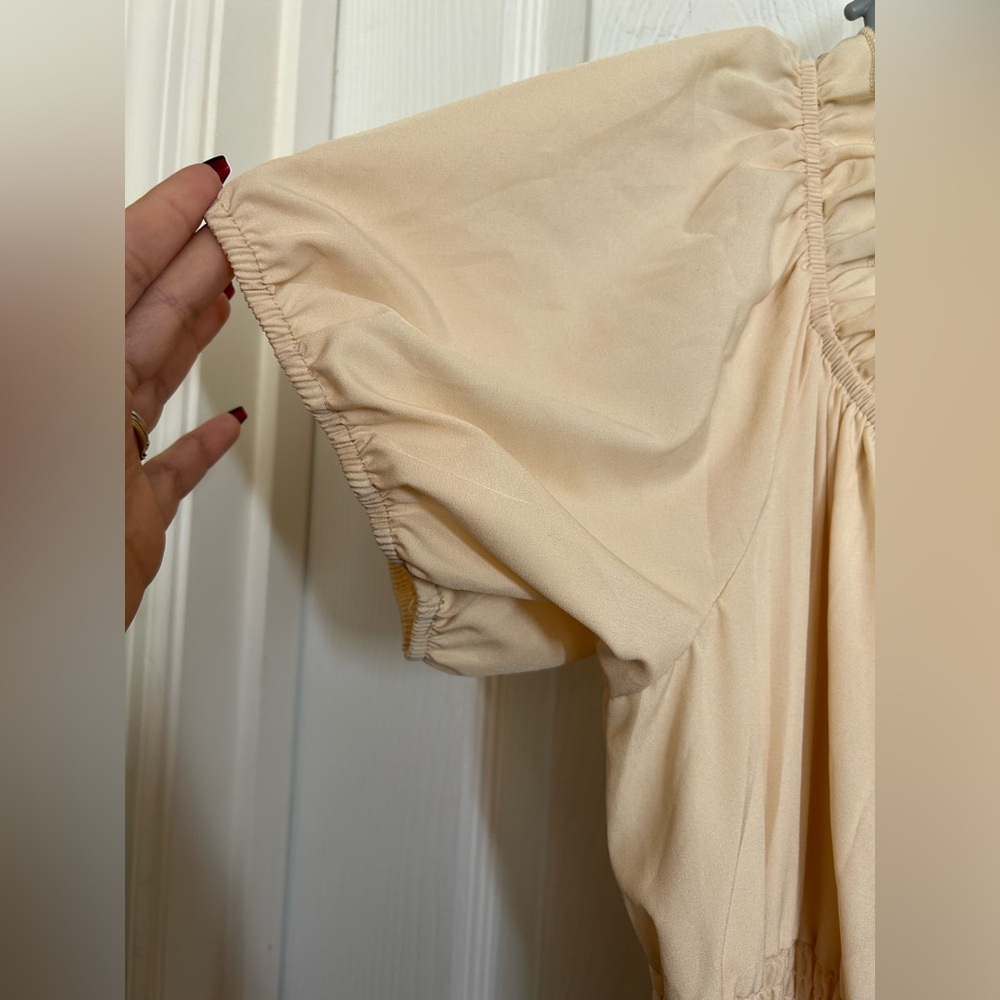 Beige Renaissance Chemise Dress – Size 3X - Picture 9 of 11
